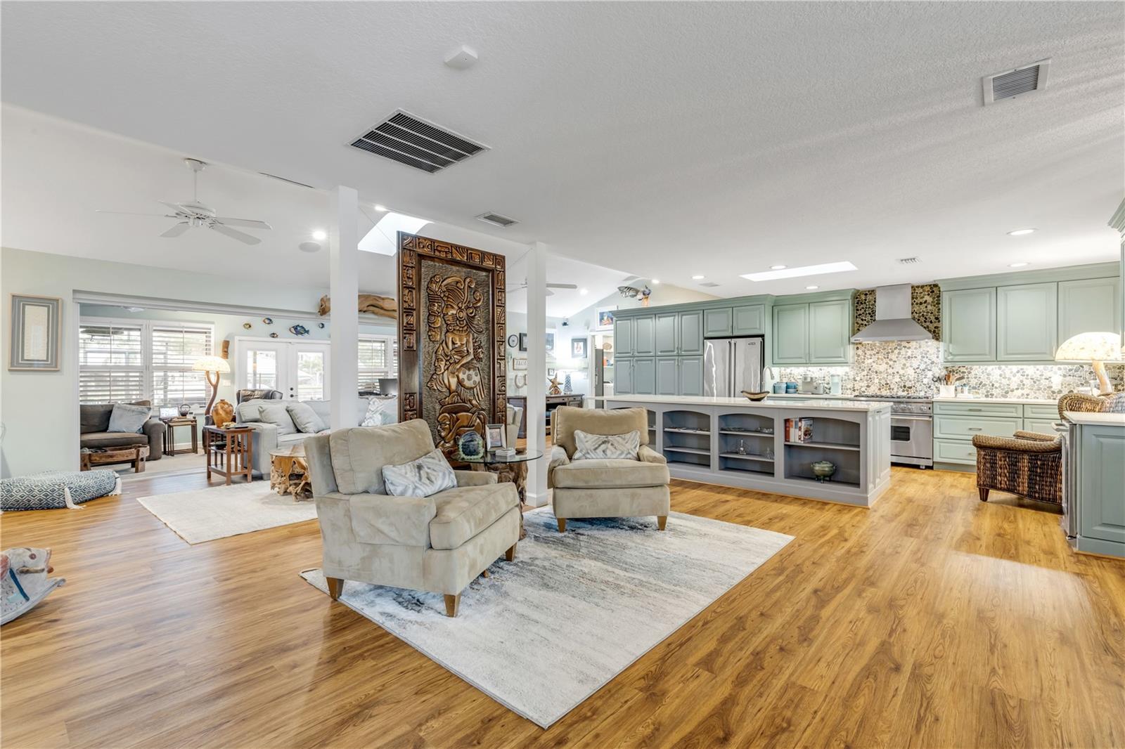 Image 10 of 95 For 106 Via Duomo