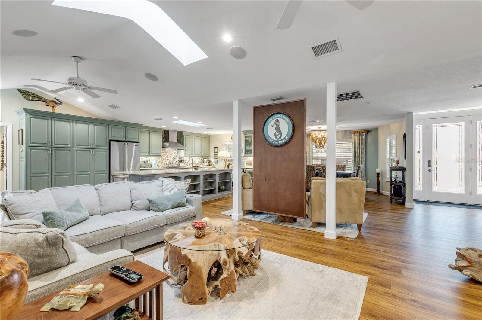 Image 12 of 95 For 106 Via Duomo