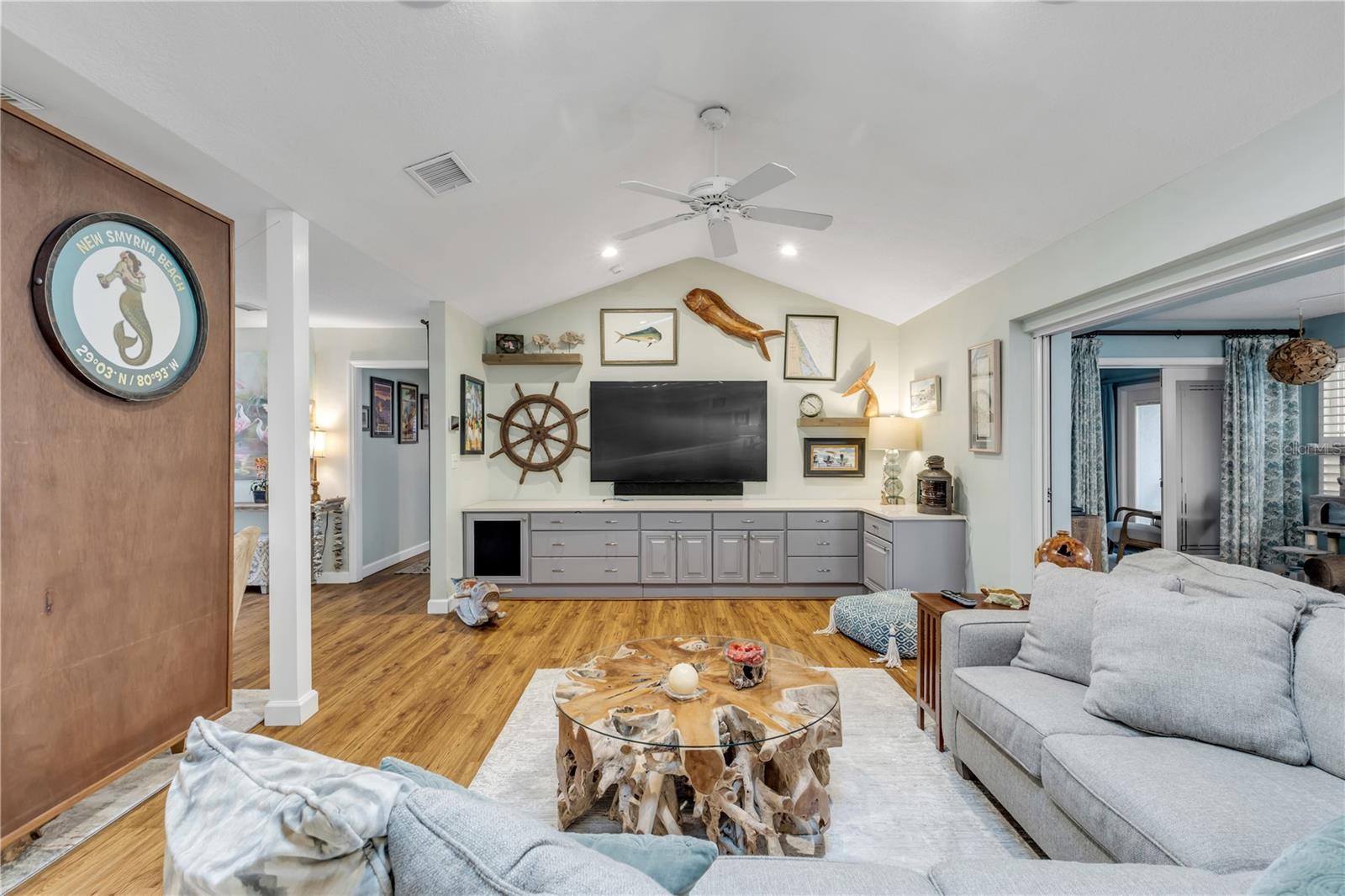 Image 14 of 95 For 106 Via Duomo