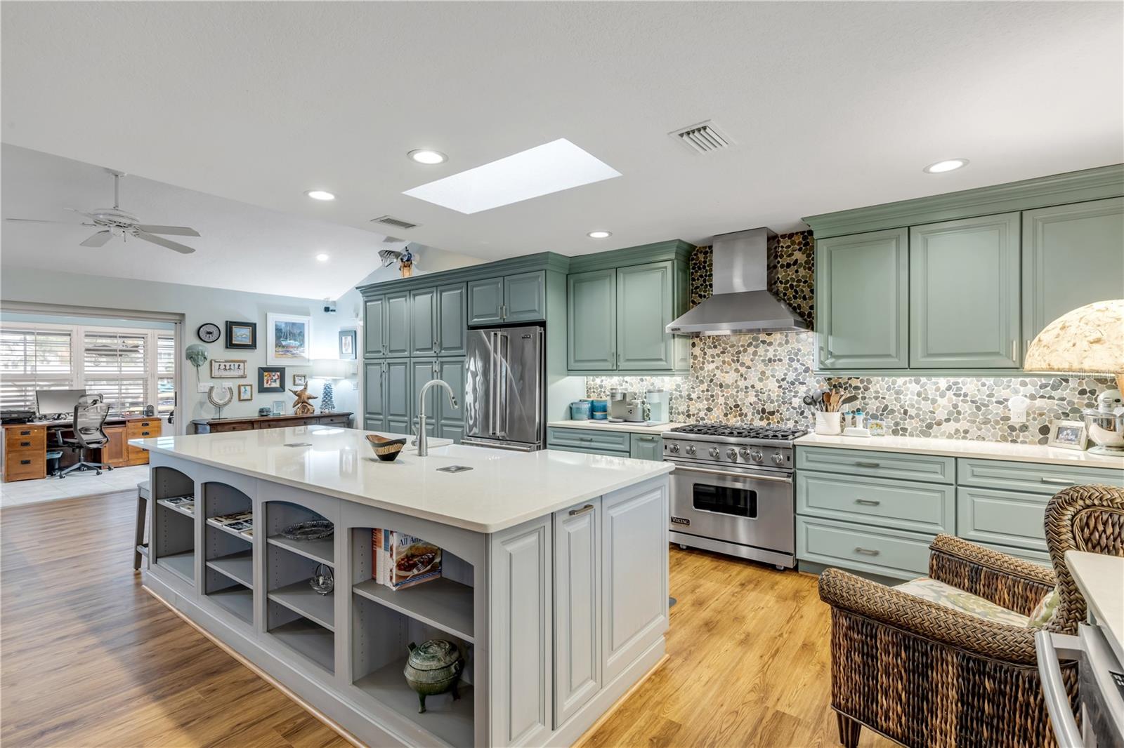 Image 18 of 95 For 106 Via Duomo