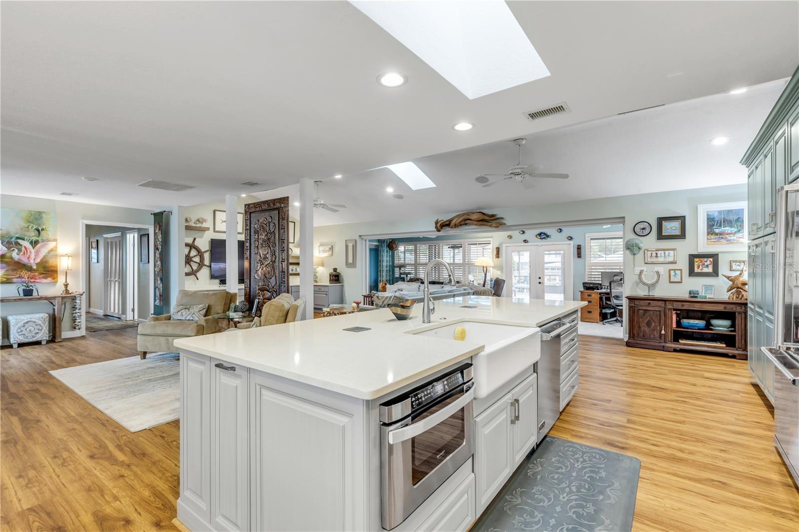 Image 21 of 95 For 106 Via Duomo