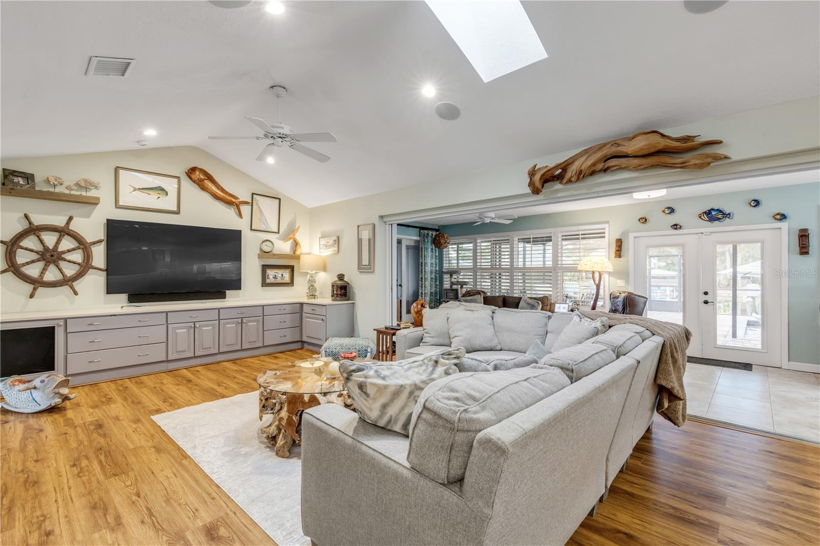 Image 28 of 95 For 106 Via Duomo