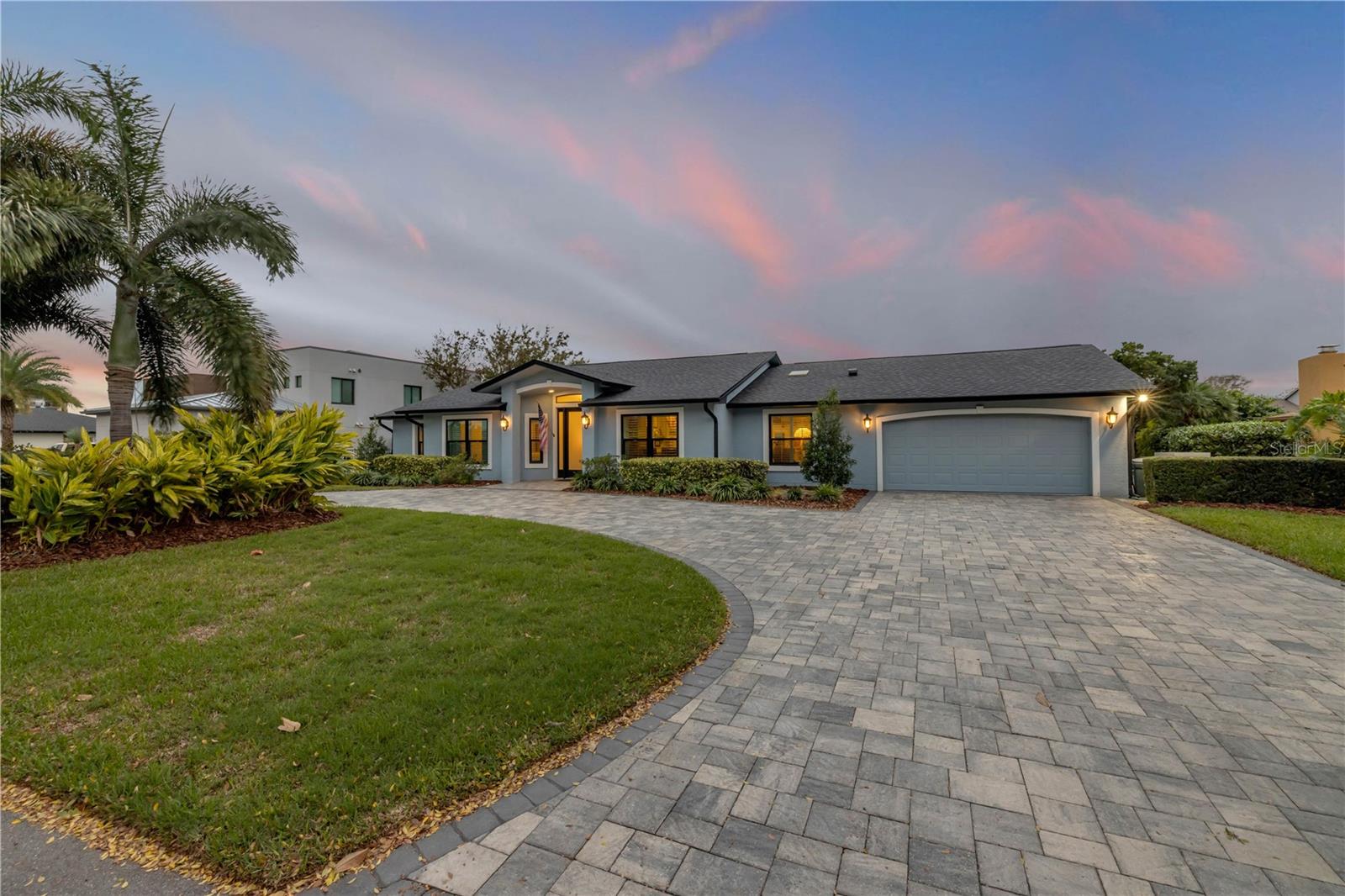 Image 8 of 95 For 106 Via Duomo