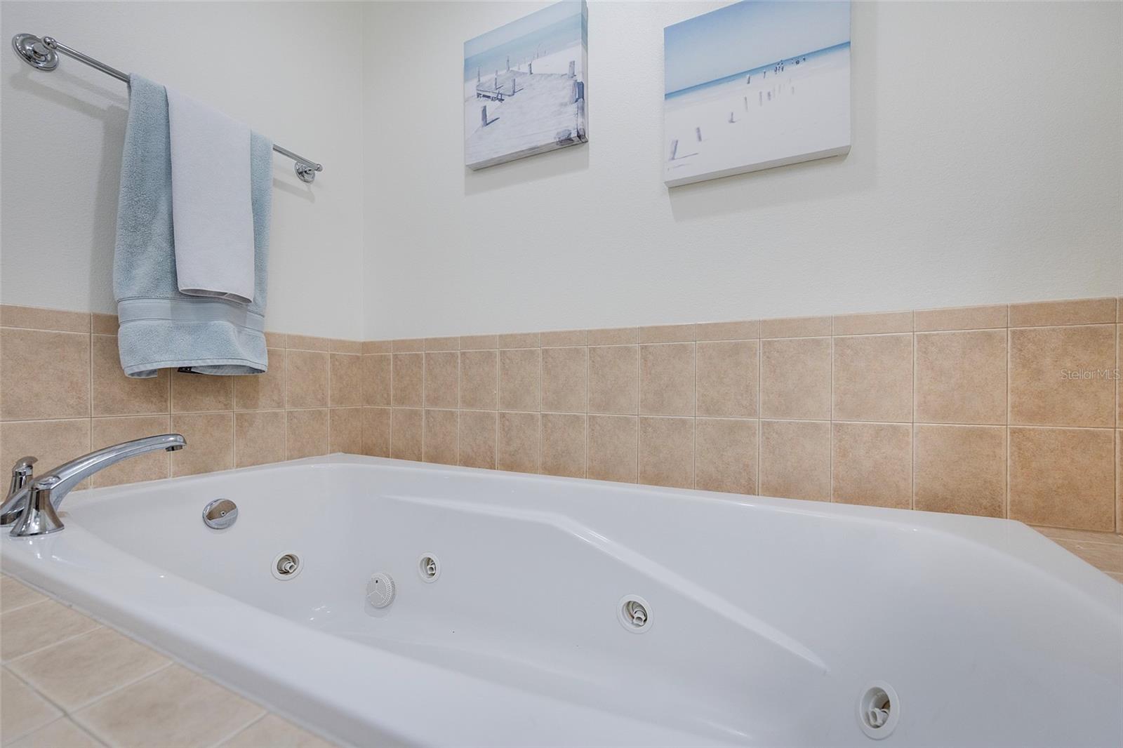 Image 10 of 68 For 3737 Atlantic Avenue 1004