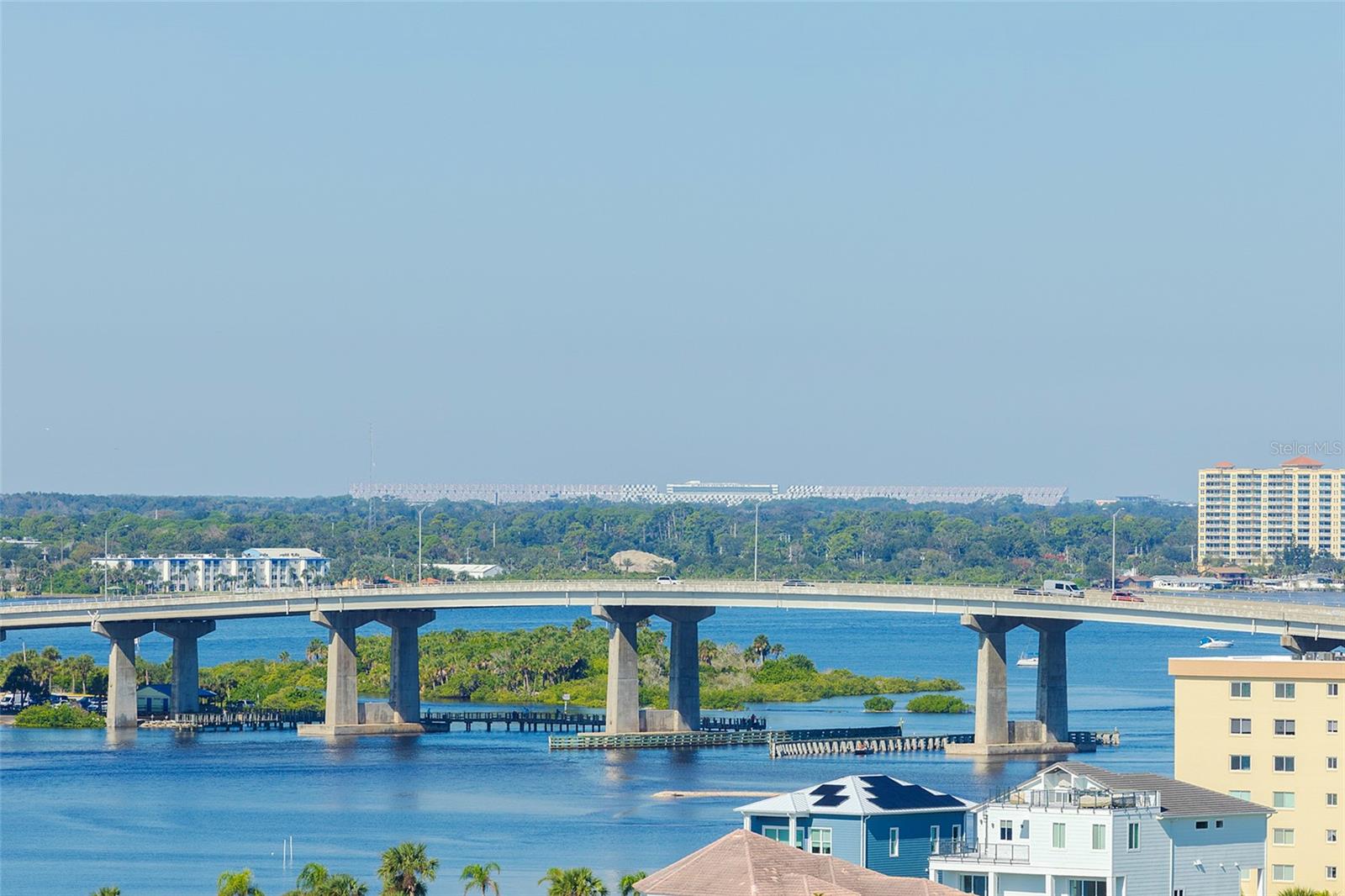 Image 21 of 68 For 3737 Atlantic Avenue 1004