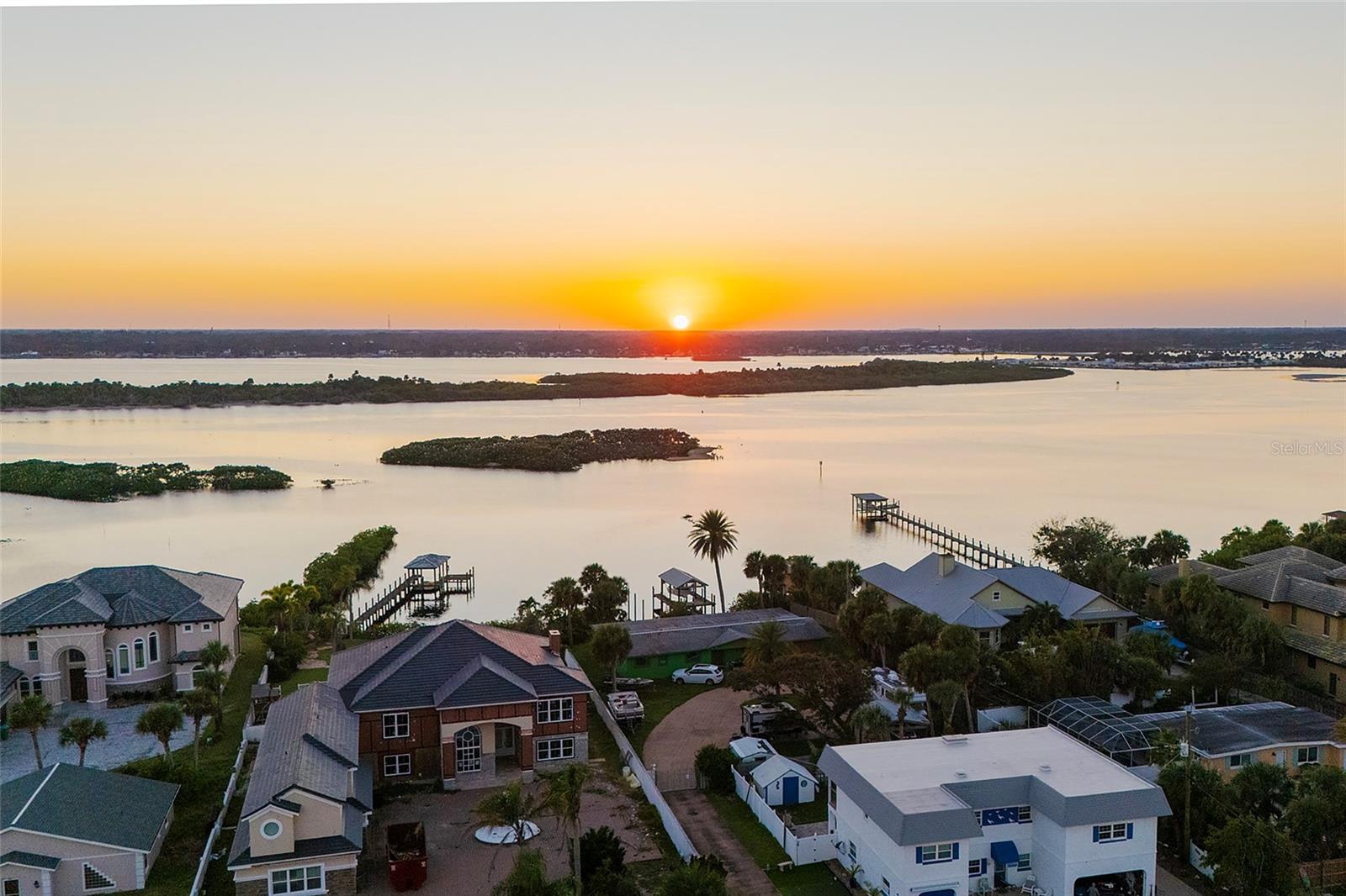 Image 33 of 68 For 3737 Atlantic Avenue 1004