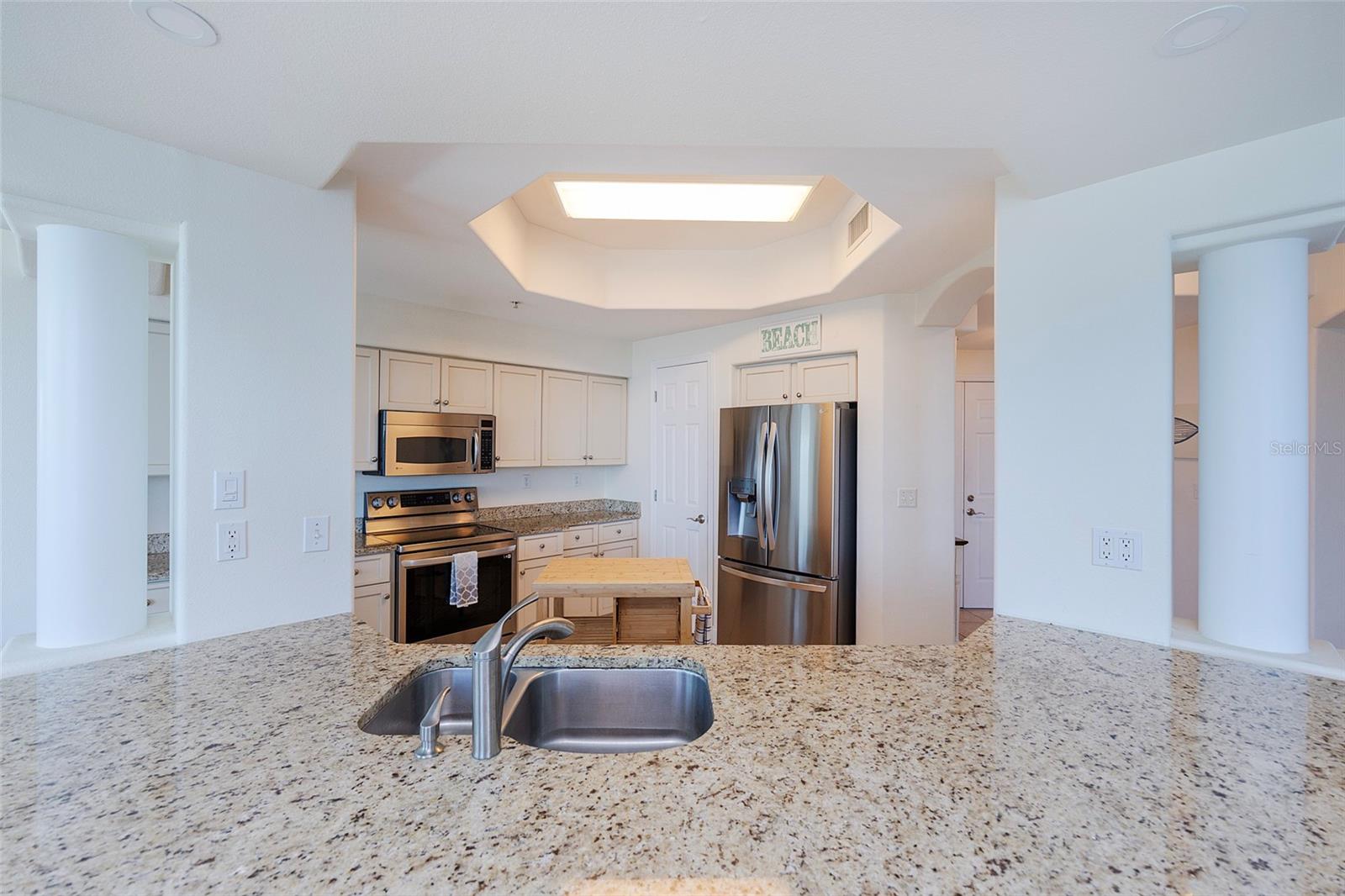 Image 53 of 68 For 3737 Atlantic Avenue 1004