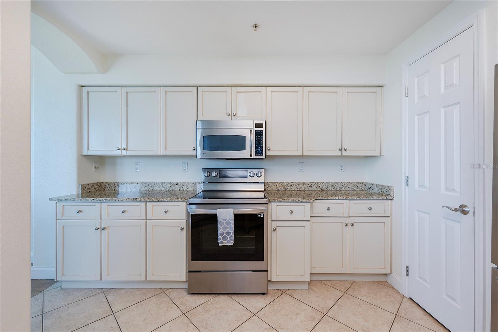 Image 61 of 68 For 3737 Atlantic Avenue 1004