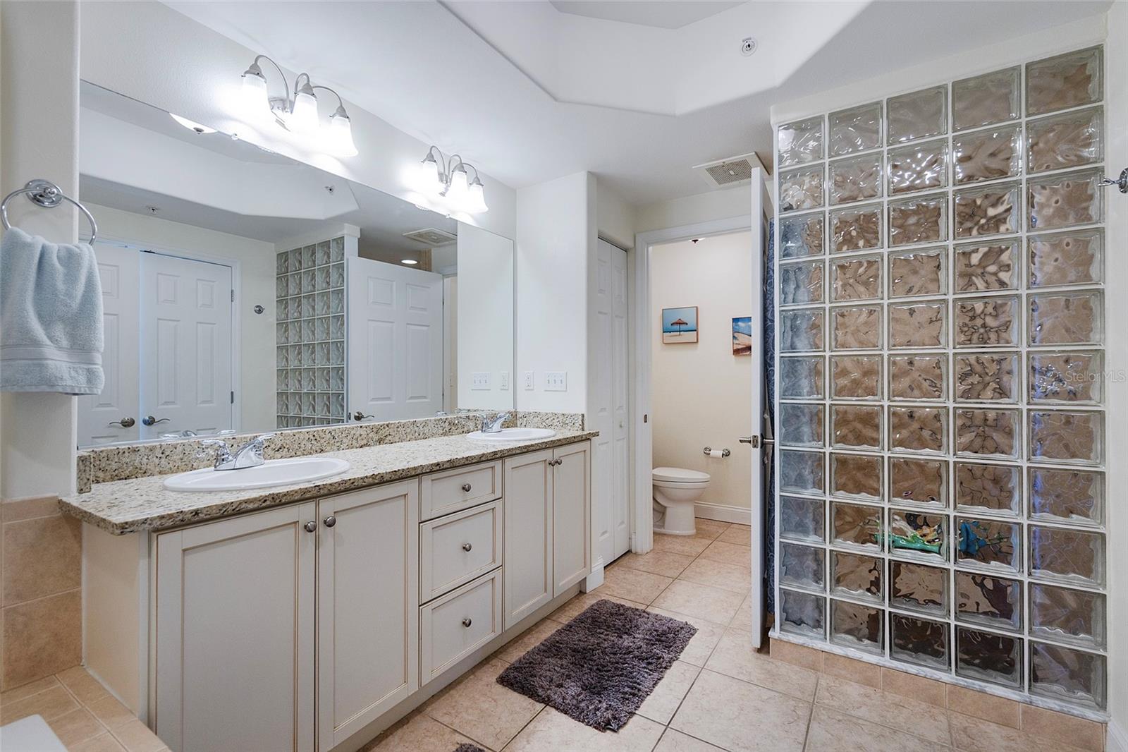 Image 7 of 68 For 3737 Atlantic Avenue 1004