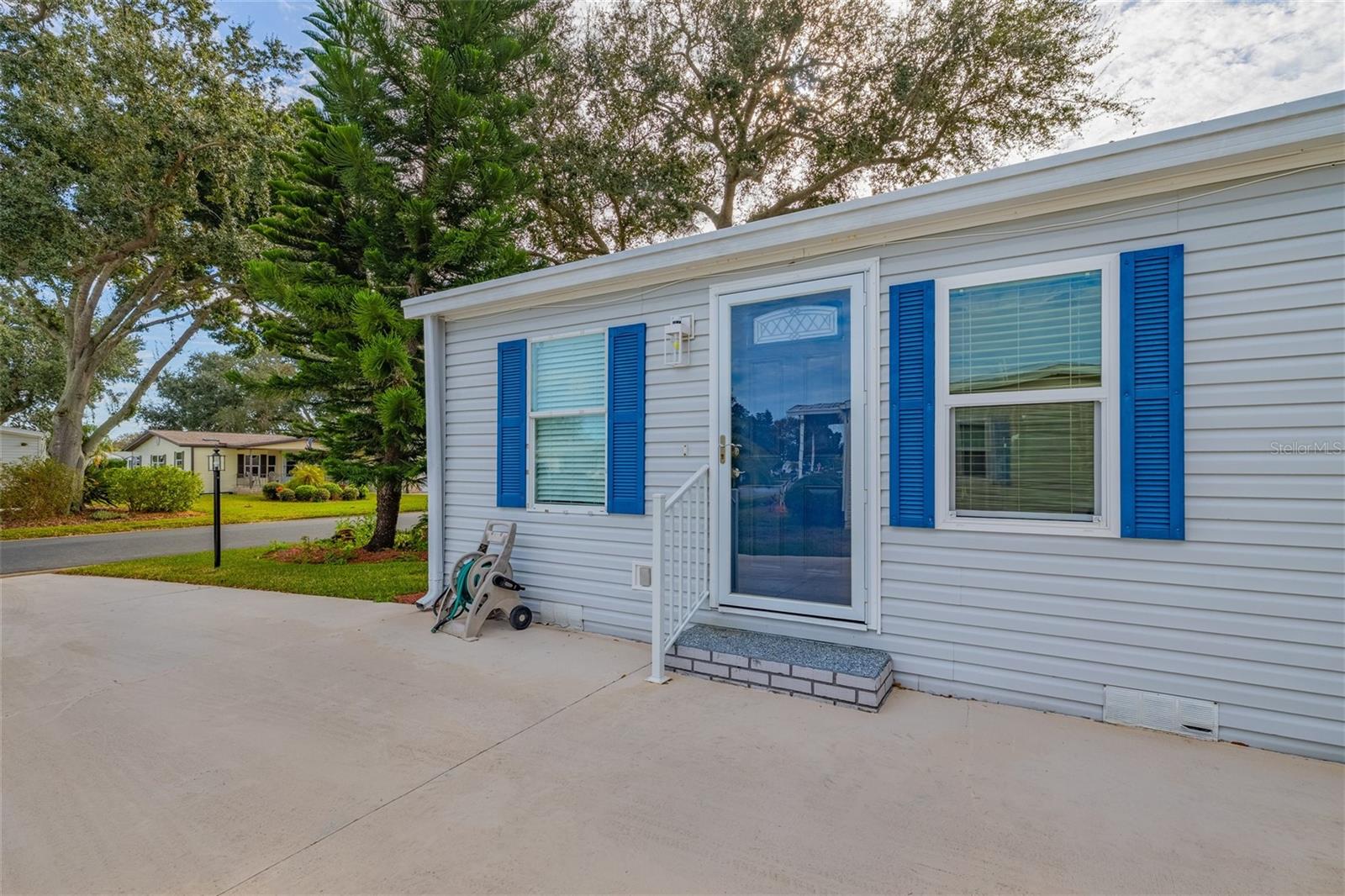 Image 24 of 34 For 706 Starboard Avenue