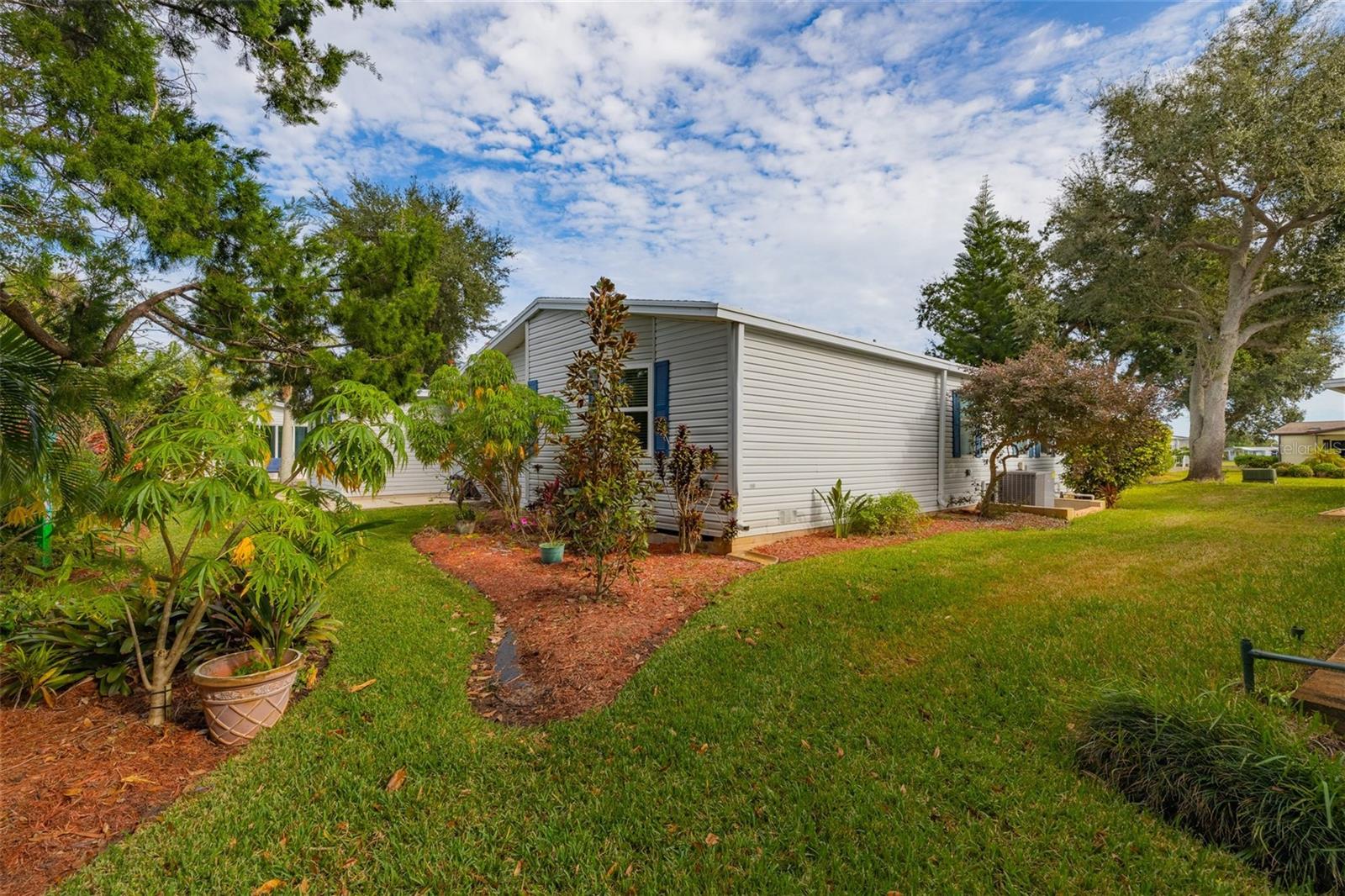 Image 25 of 34 For 706 Starboard Avenue