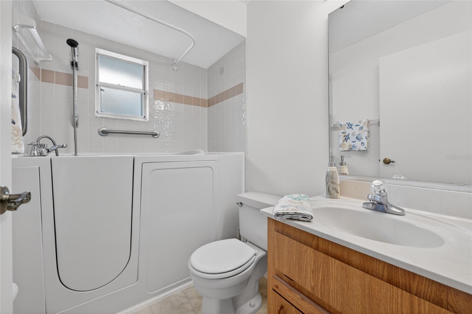 Image 14 of 36 For 236 Meadow Lake Drive