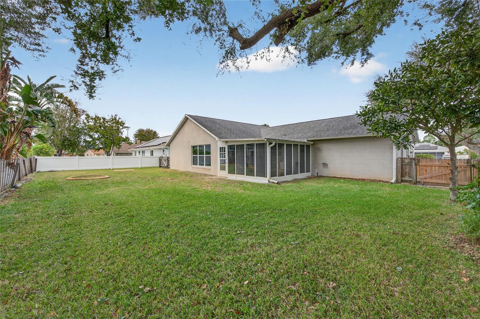 Image 4 of 36 For 236 Meadow Lake Drive