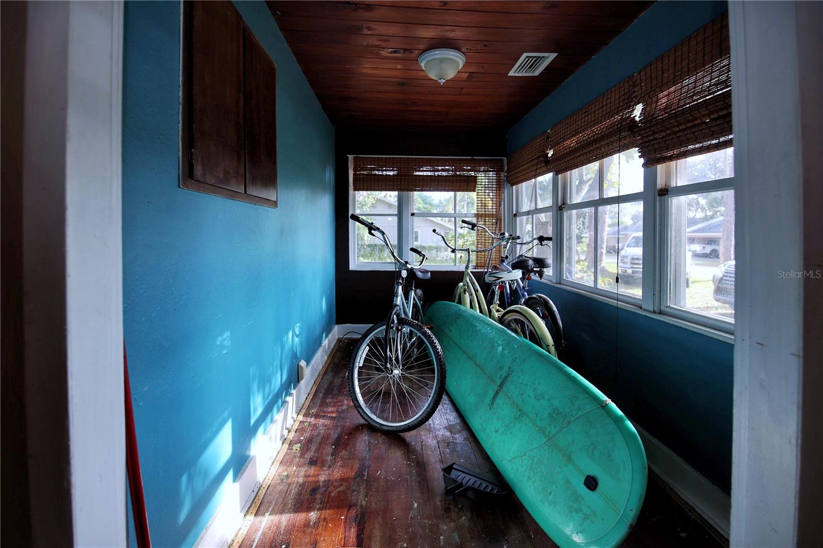 Image 14 of 38 For 111 New Hampshire Street