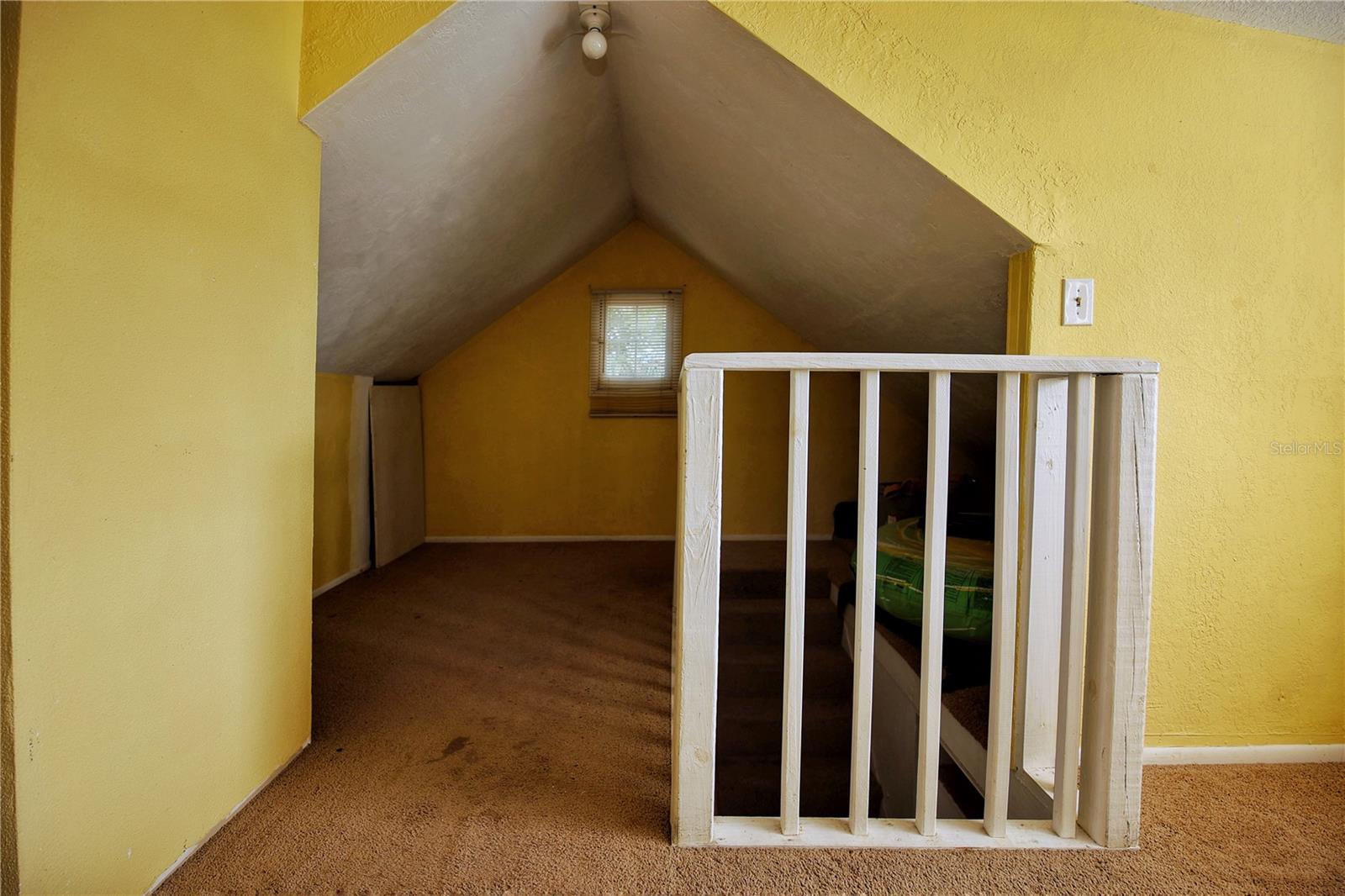 Image 23 of 38 For 111 New Hampshire Street