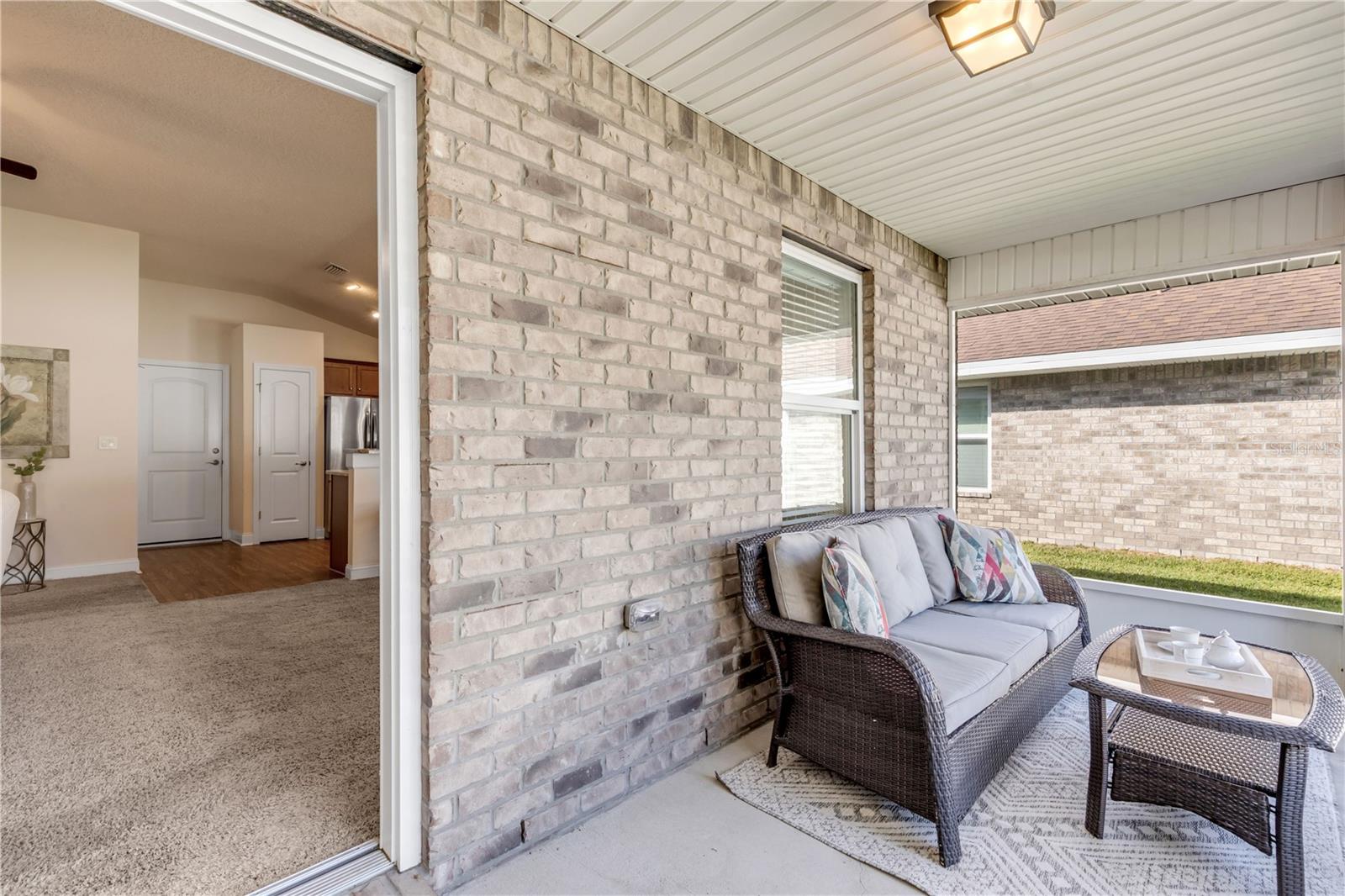 Image 34 of 52 For 607 Coral Trace Boulevard