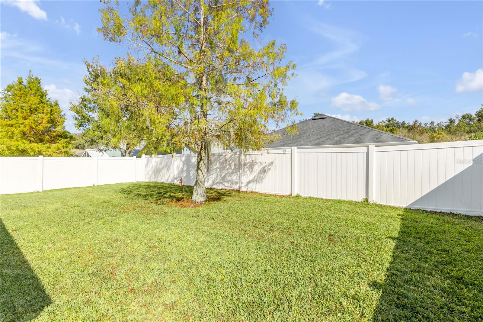 Image 39 of 52 For 607 Coral Trace Boulevard