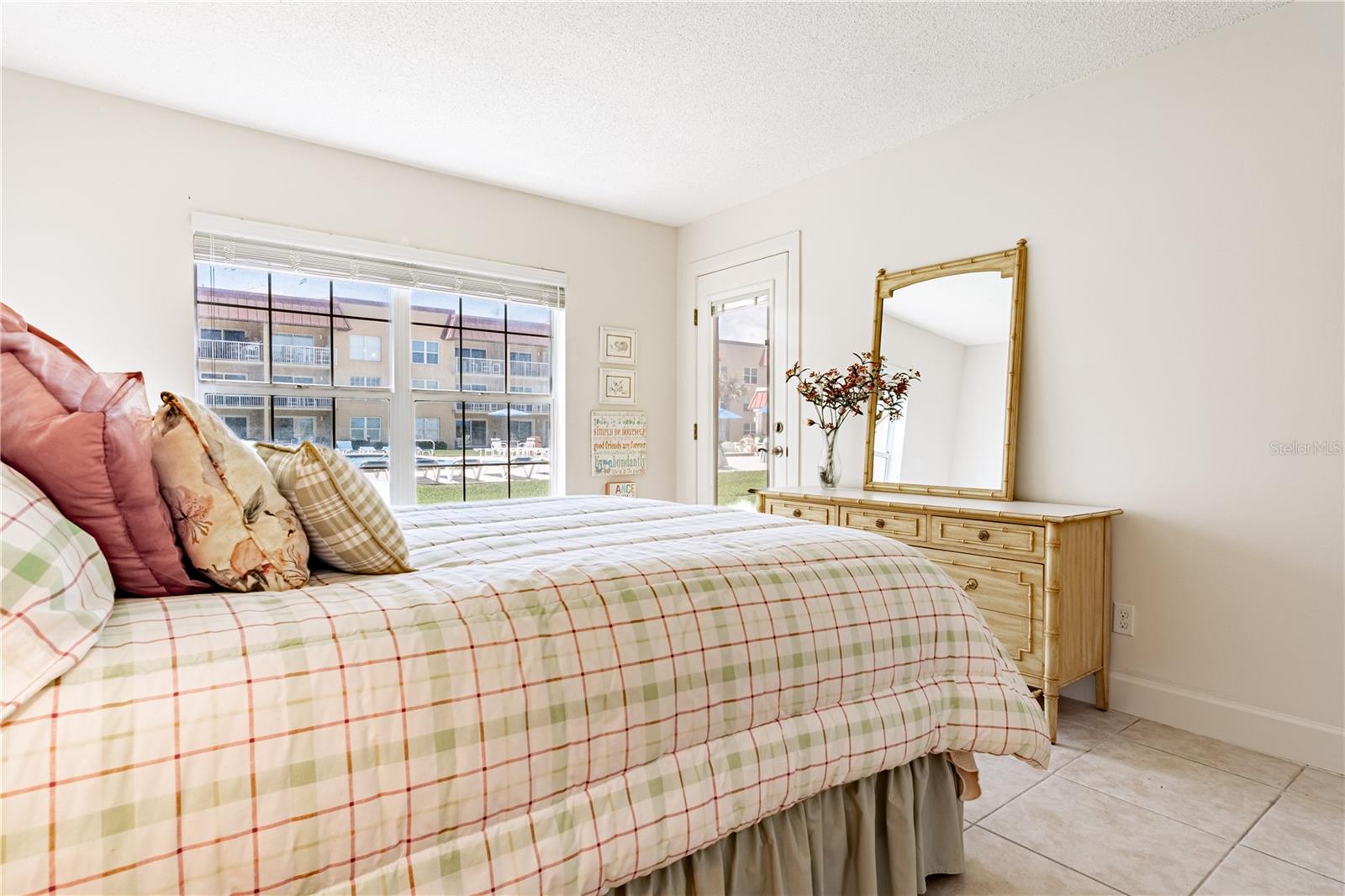 Image 14 of 50 For 3801 Atlantic Avenue Ut104