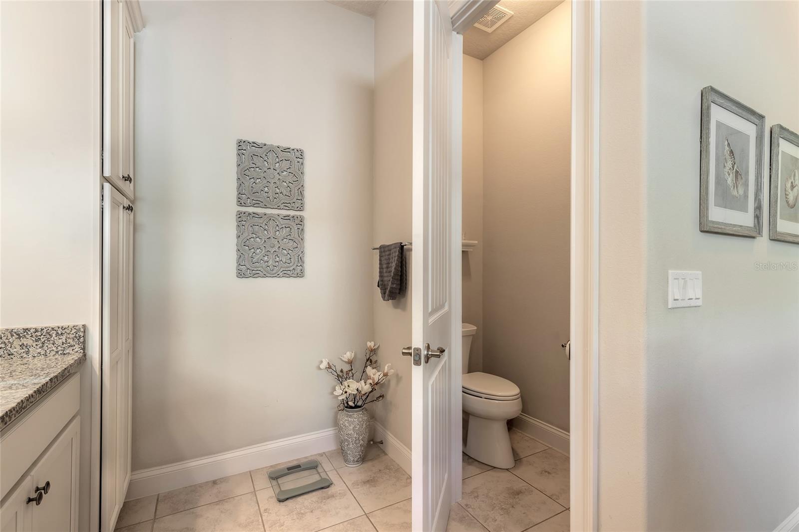 Image 25 of 49 For 2929 Bella Flore Terrace