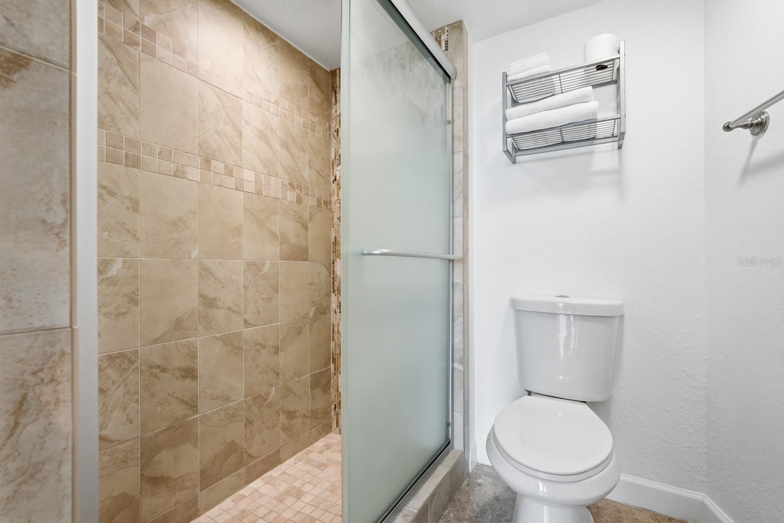 Image 35 of 62 For 2625 Atlantic Avenue 18nw