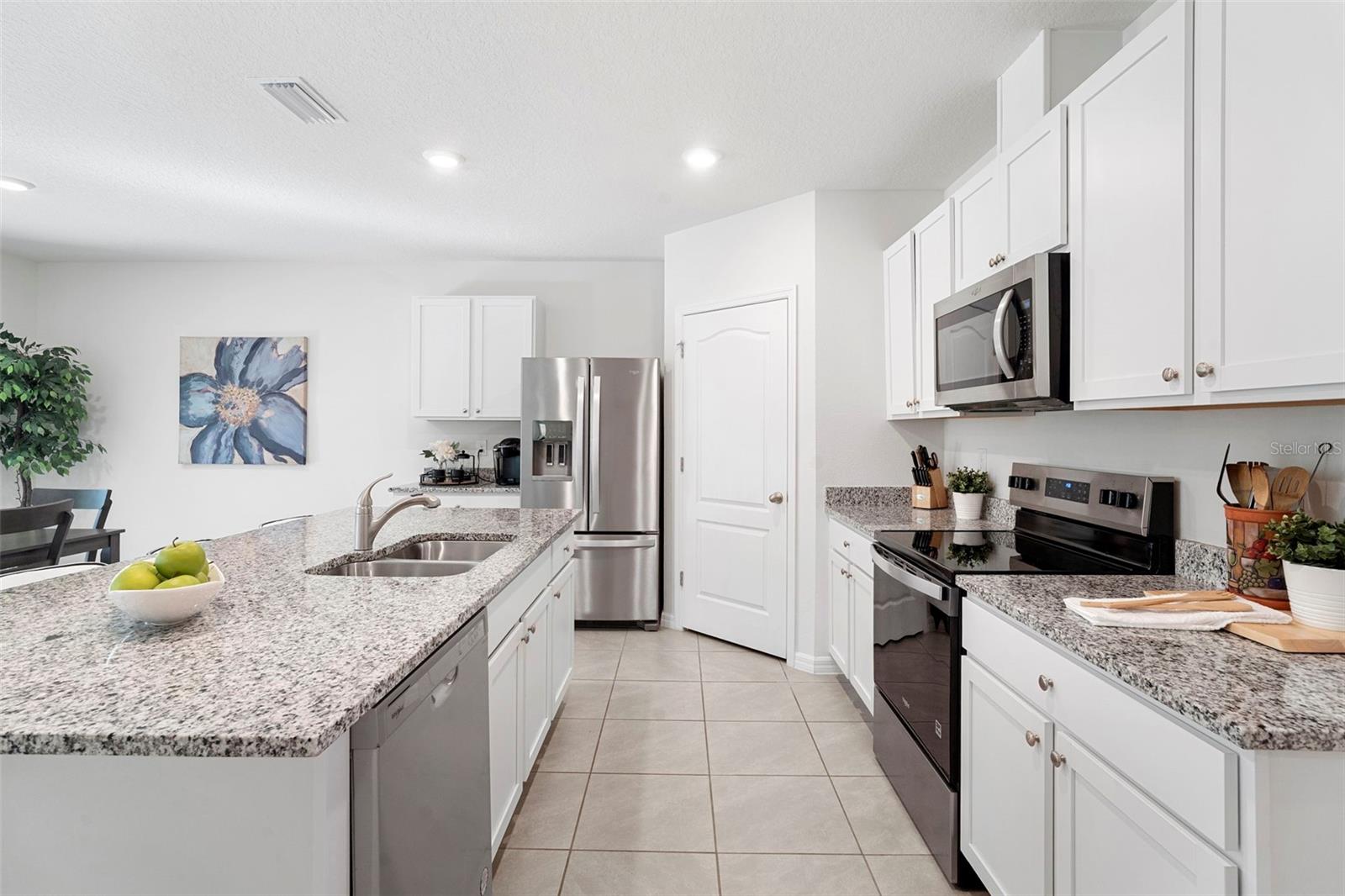 Image 19 of 53 For 2028 Red Rock Road