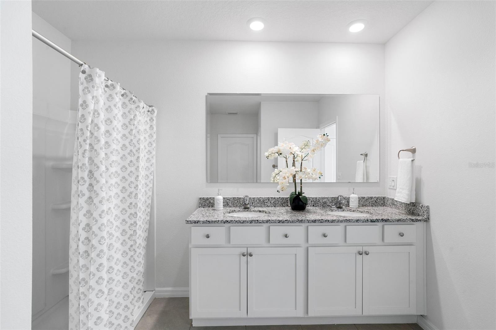 Image 24 of 53 For 2028 Red Rock Road