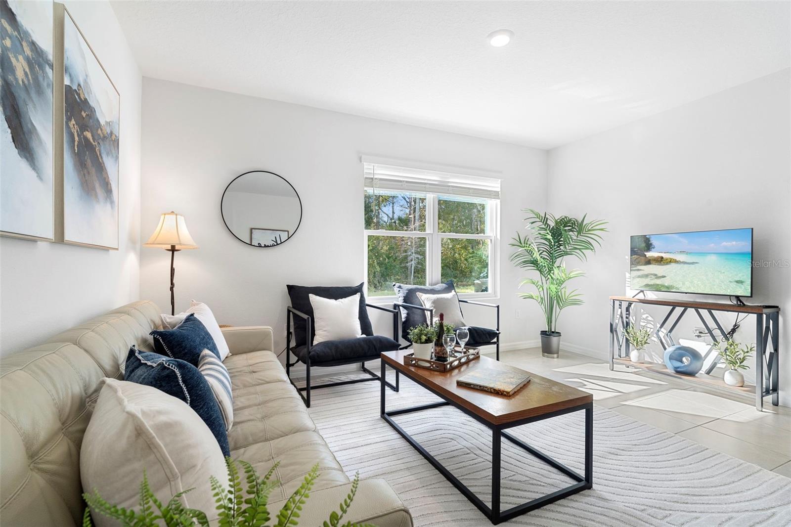 Image 7 of 53 For 2028 Red Rock Road