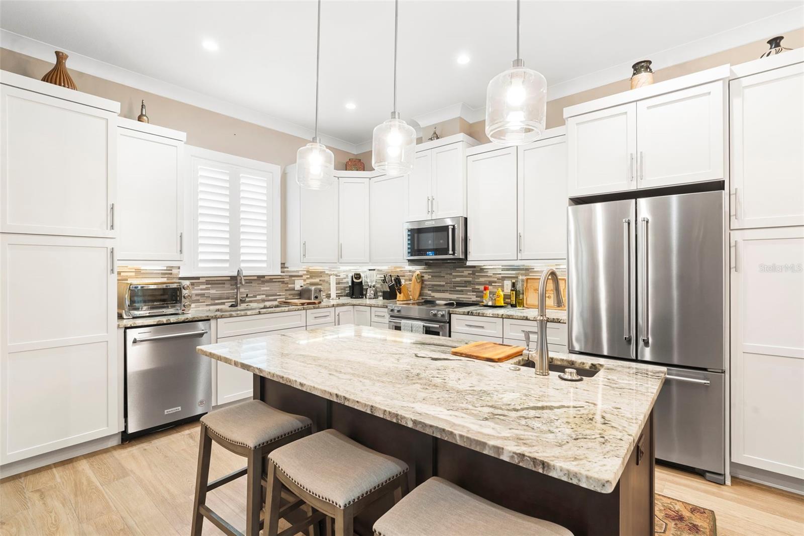 Image 20 of 60 For 1702 Saxon Drive