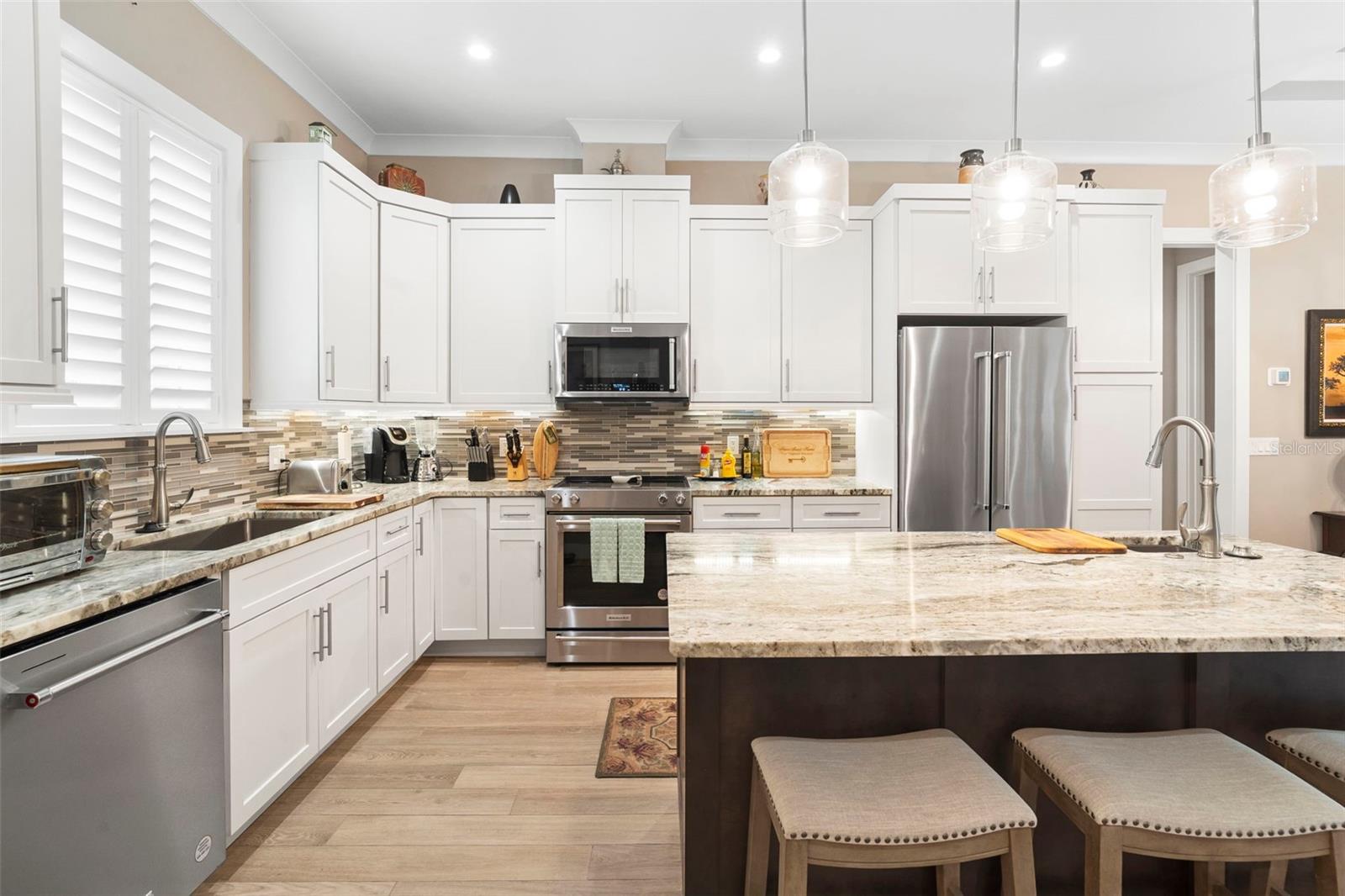 Image 22 of 60 For 1702 Saxon Drive