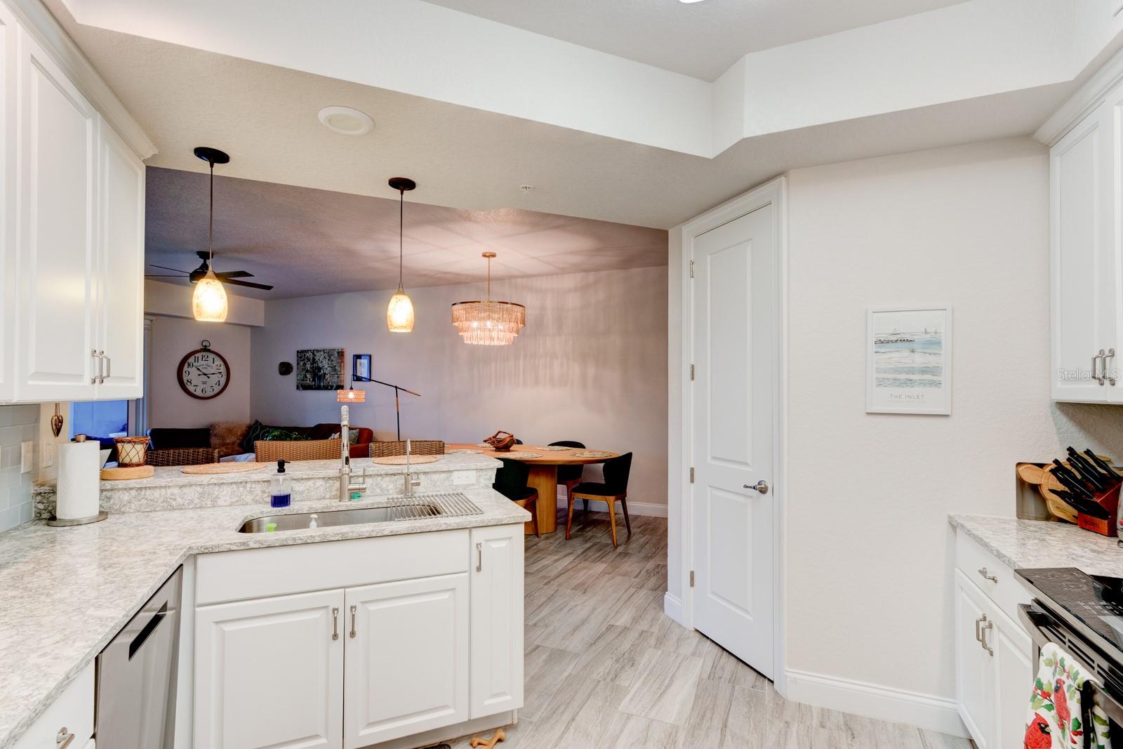 Image 7 of 27 For 3 Riverwalk Drive 202