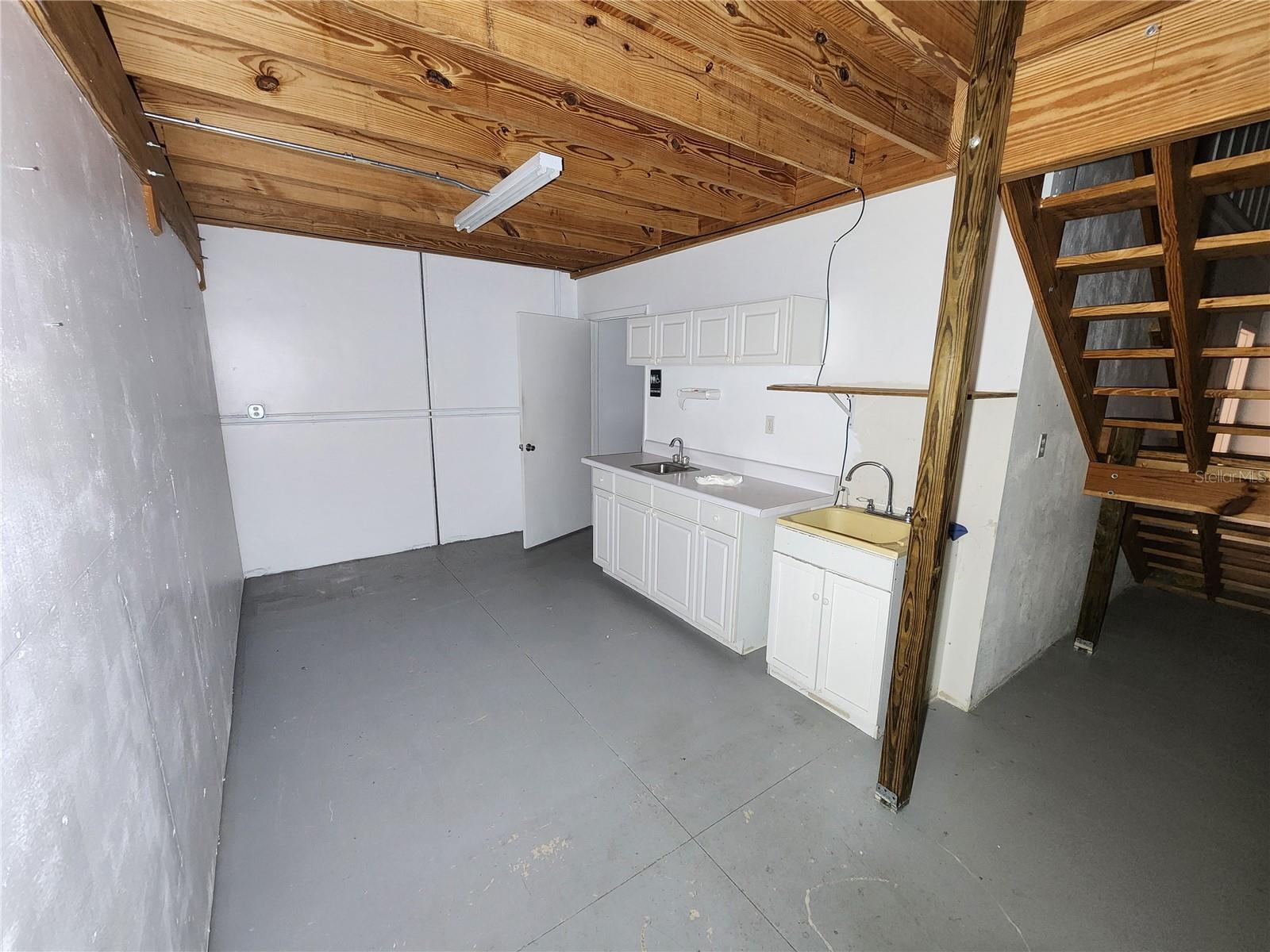 Image 15 of 16 For 2808 Hibiscus Drive U1