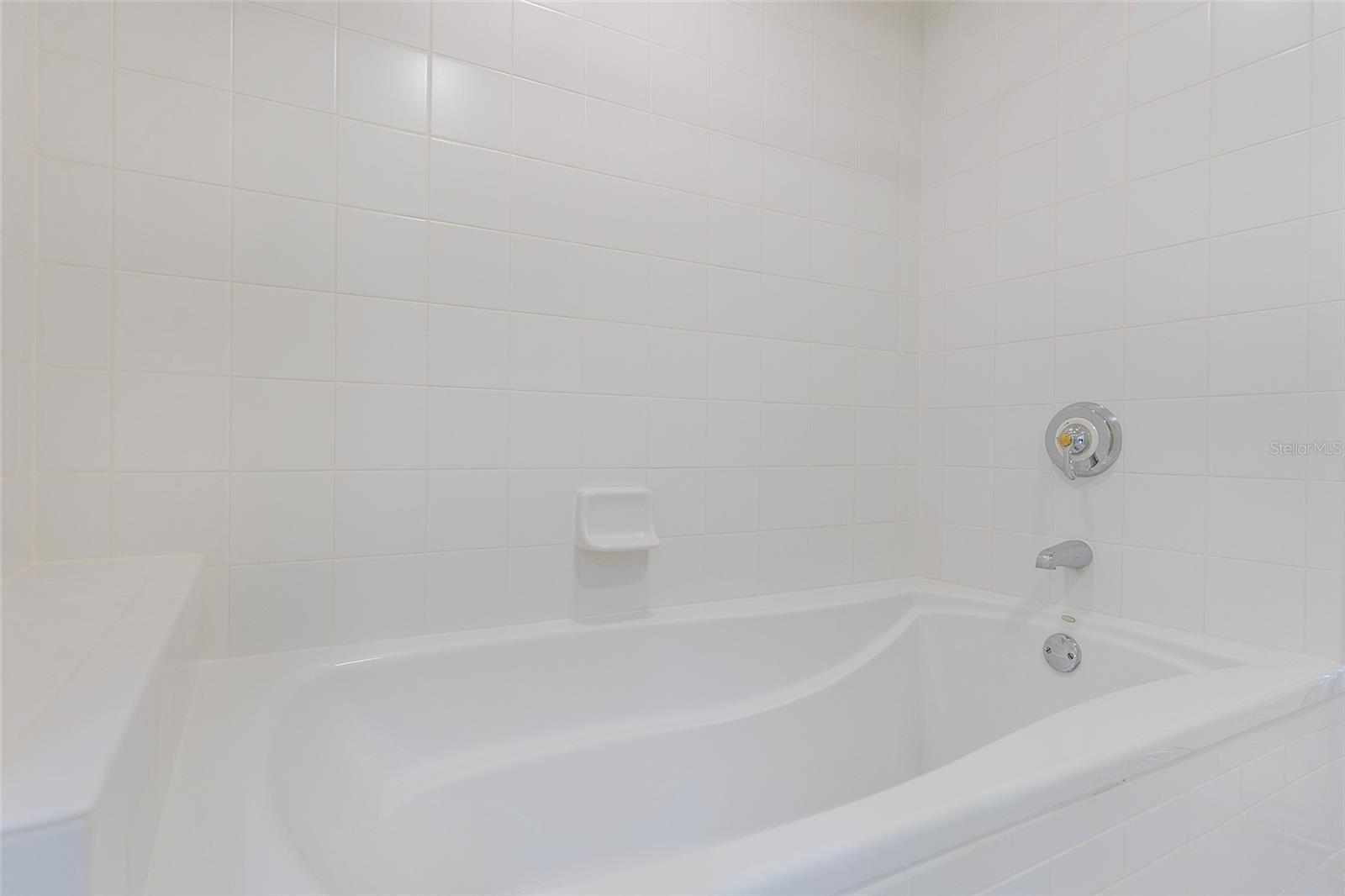 Image 10 of 34 For 4624 Harbour Village Boulevard 4204