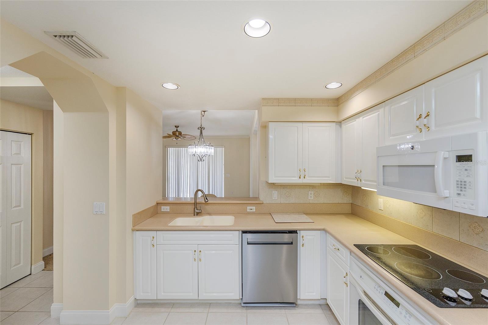 Image 24 of 34 For 4624 Harbour Village Boulevard 4204