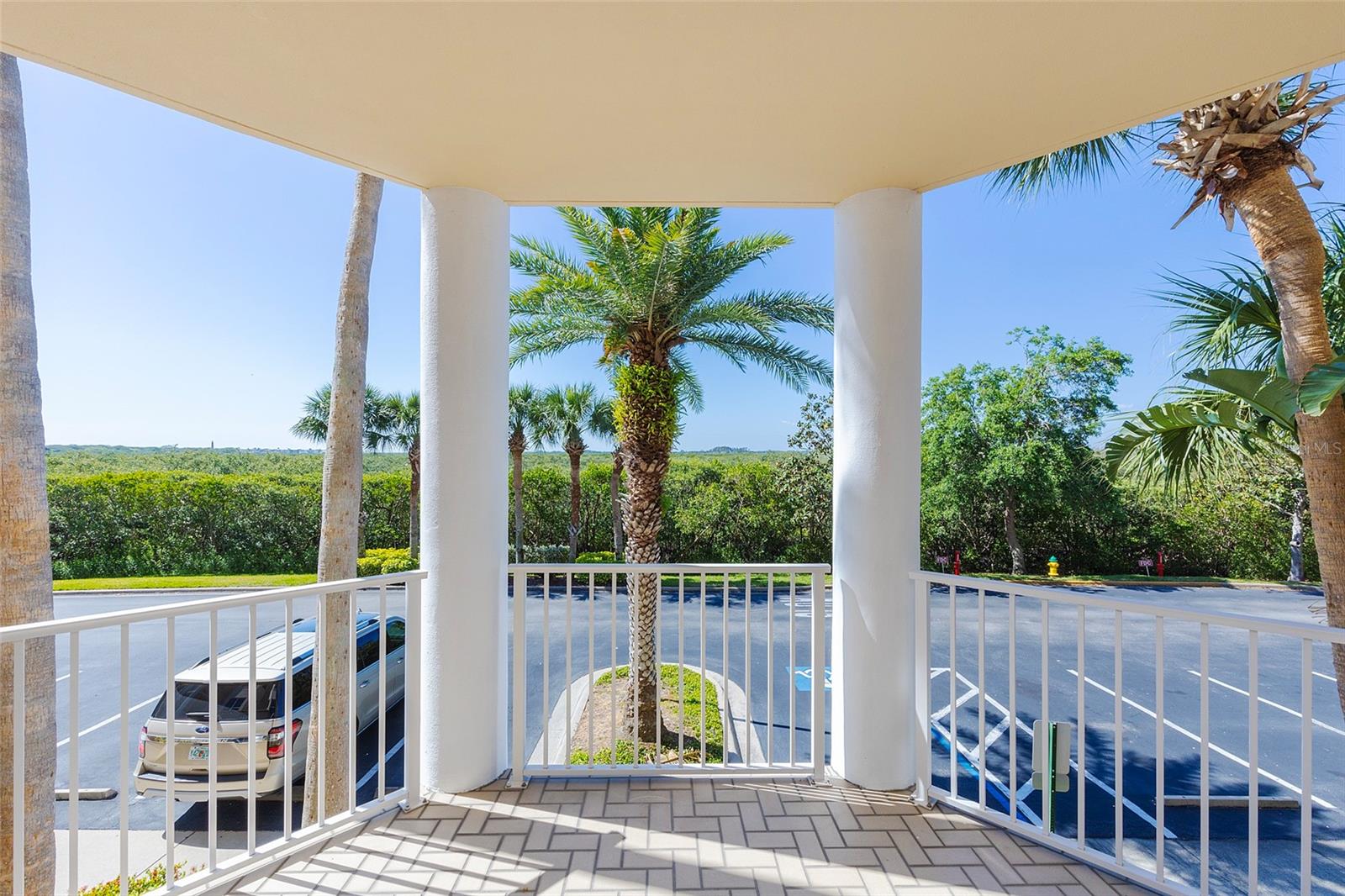 Image 3 of 34 For 4624 Harbour Village Boulevard 4204