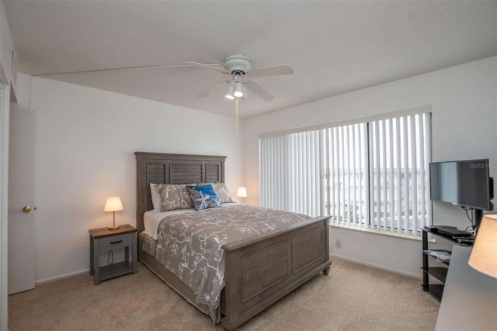 Image 2 of 7 For 4849 Saxon Drive C202