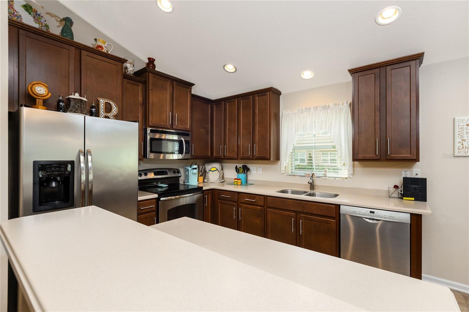 Image 13 of 28 For 3371 Pintello Avenue