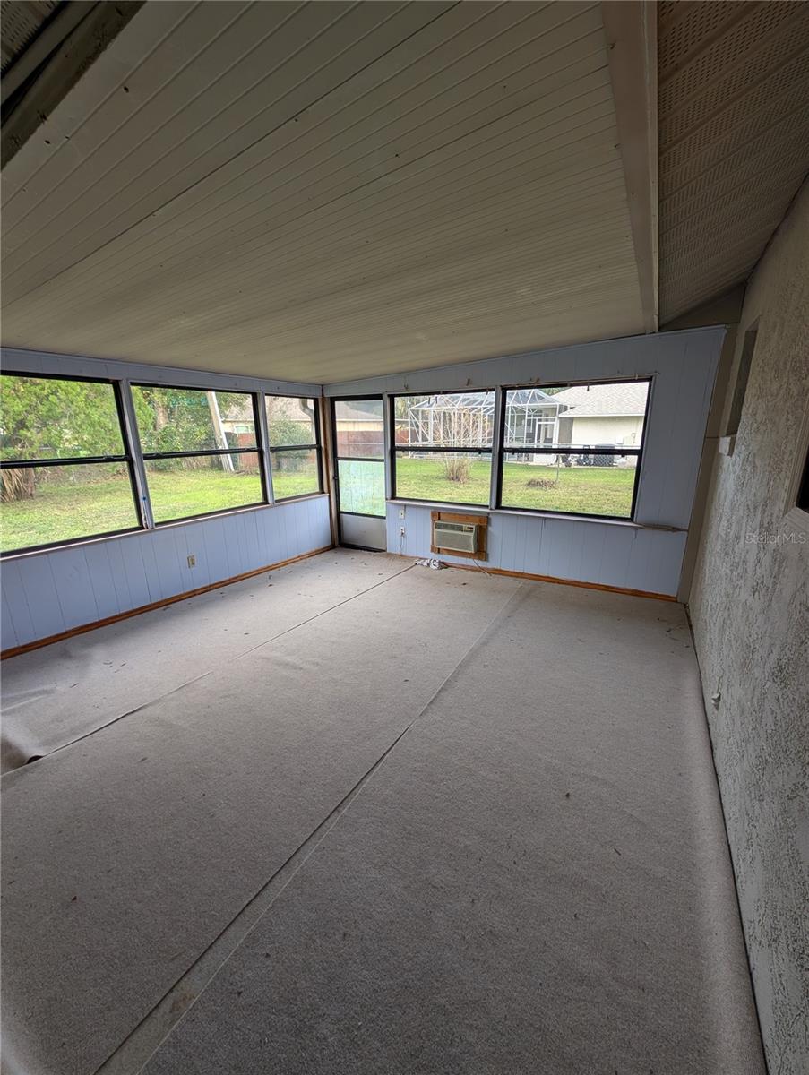 Image 10 of 10 For 2425 Tamarind Drive