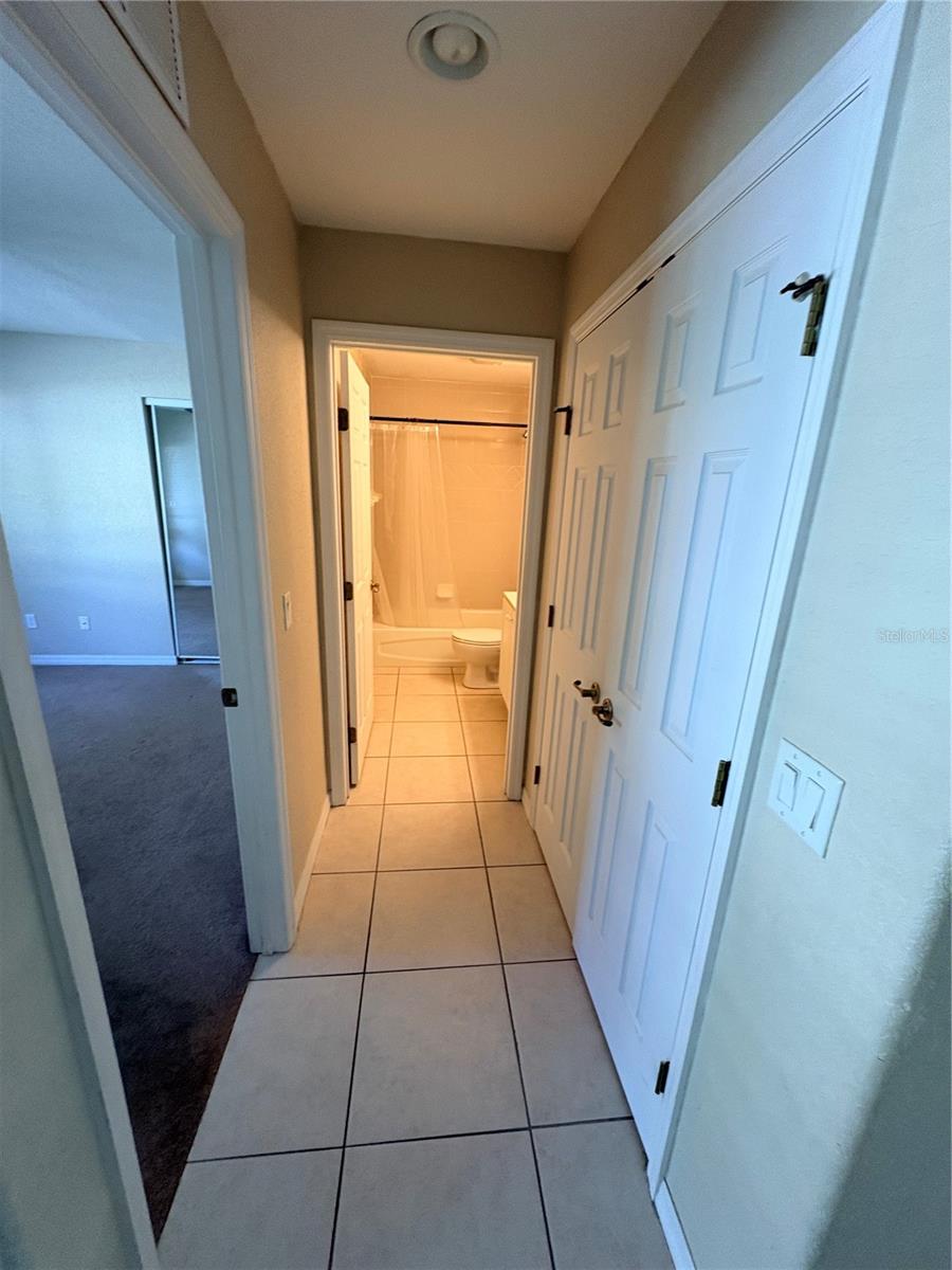 Image 10 of 22 For 533 Wayne Avenue