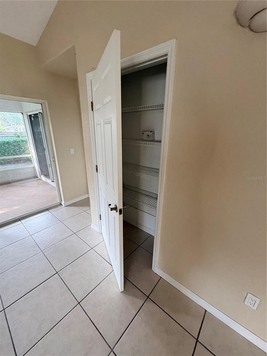 Image 12 of 22 For 533 Wayne Avenue