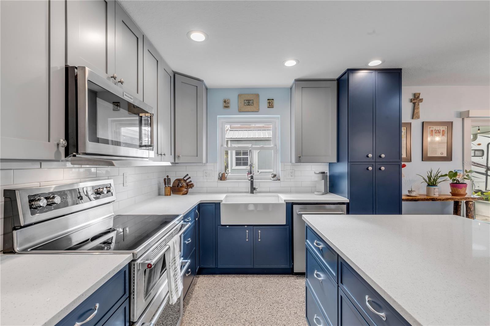 Image 10 of 32 For 2951 Gaslight Drive