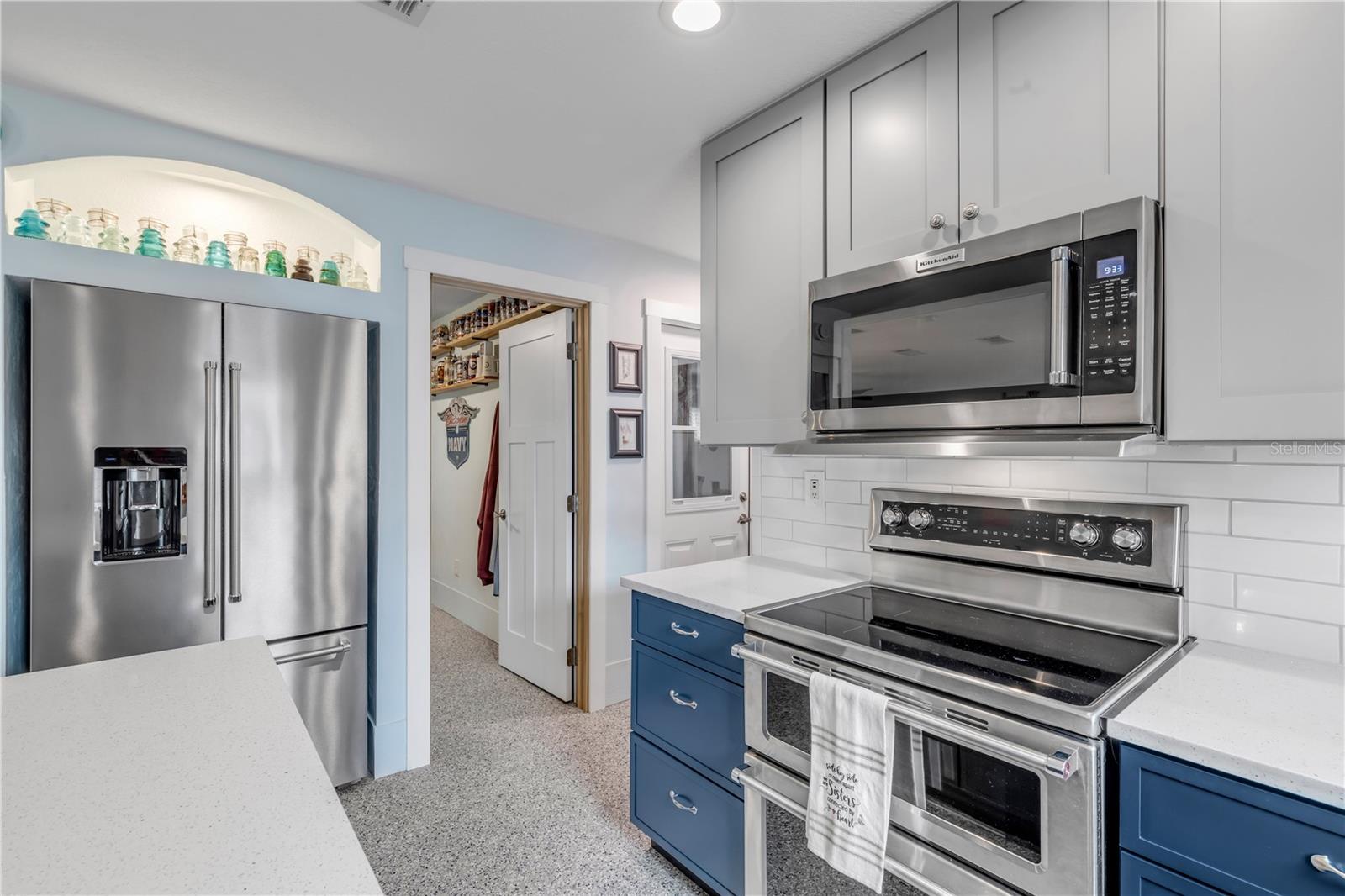 Image 11 of 32 For 2951 Gaslight Drive