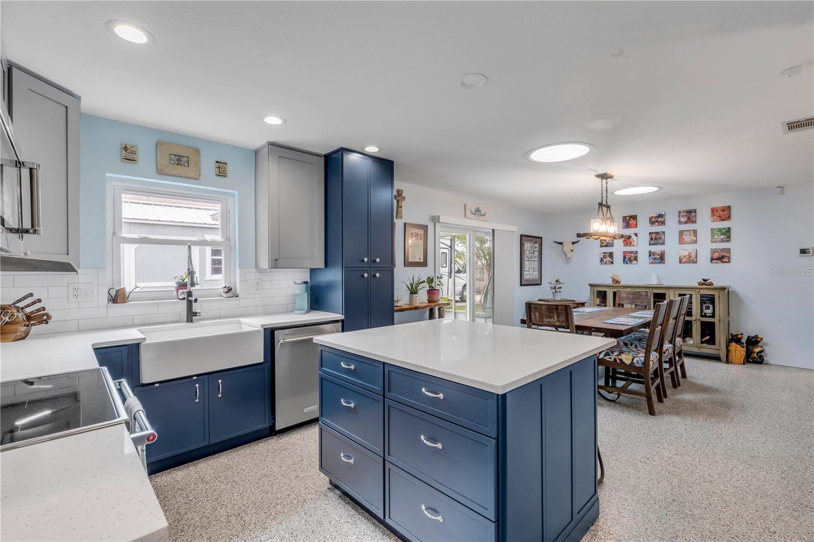 Image 12 of 32 For 2951 Gaslight Drive