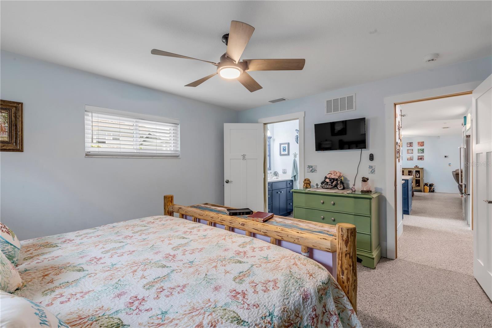 Image 15 of 32 For 2951 Gaslight Drive