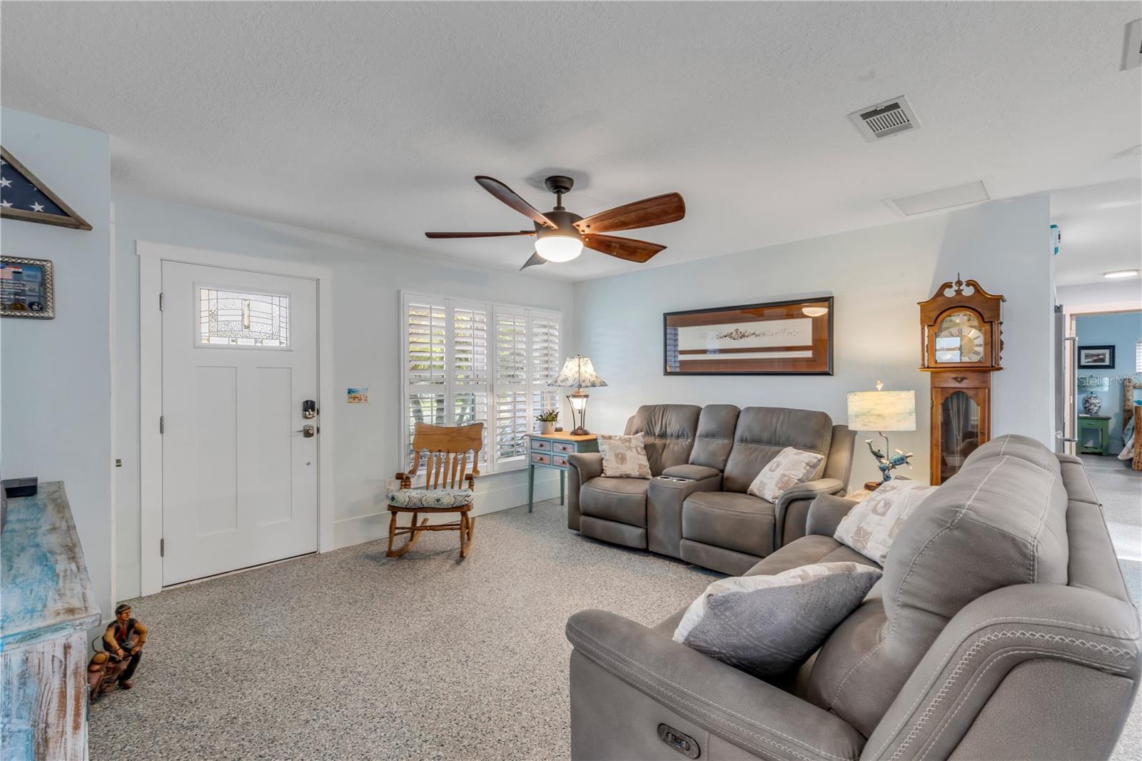 Image 5 of 32 For 2951 Gaslight Drive