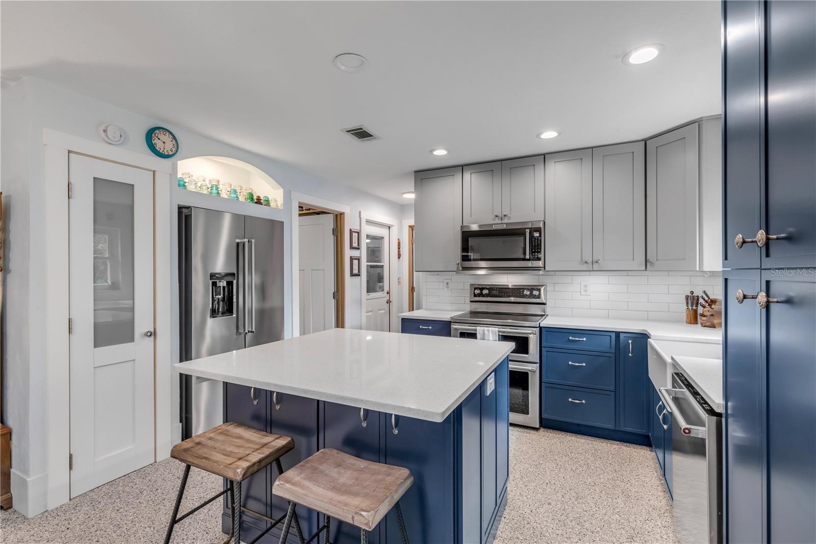 Image 9 of 32 For 2951 Gaslight Drive