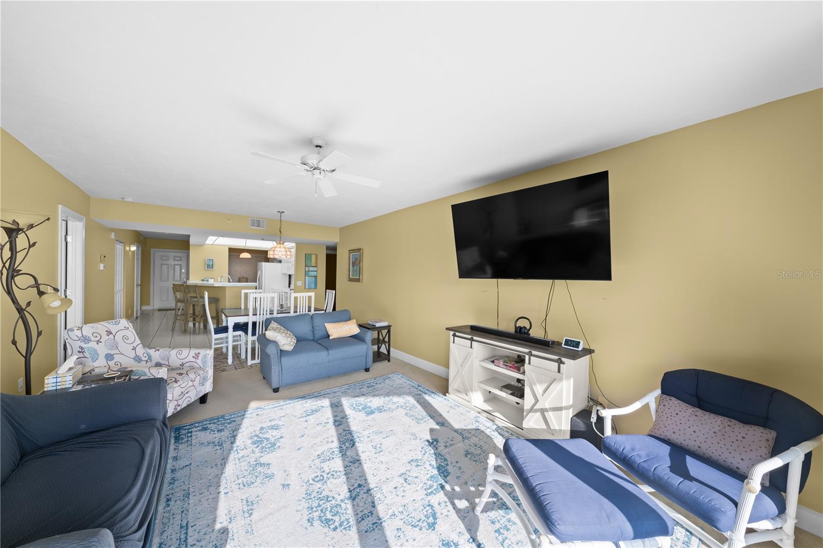 Image 11 of 53 For 4575 Atlantic Avenue 6209