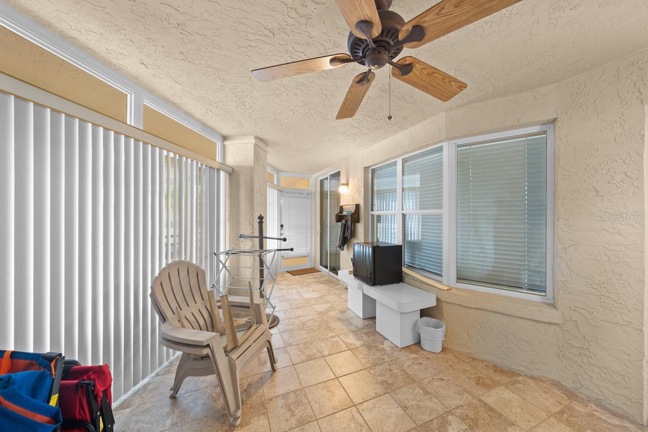 Image 47 of 53 For 4575 Atlantic Avenue 6209