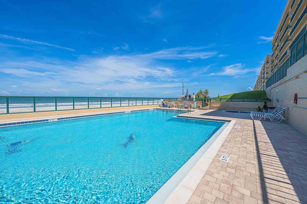 Image 49 of 53 For 4575 Atlantic Avenue 6209