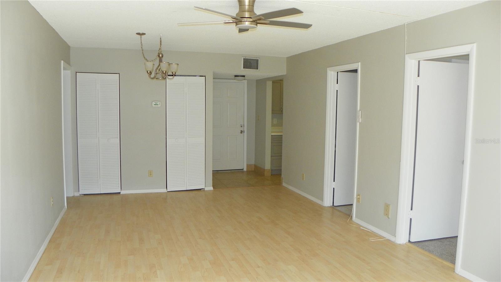 Image 10 of 59 For 100 Silver Beach Avenue 214