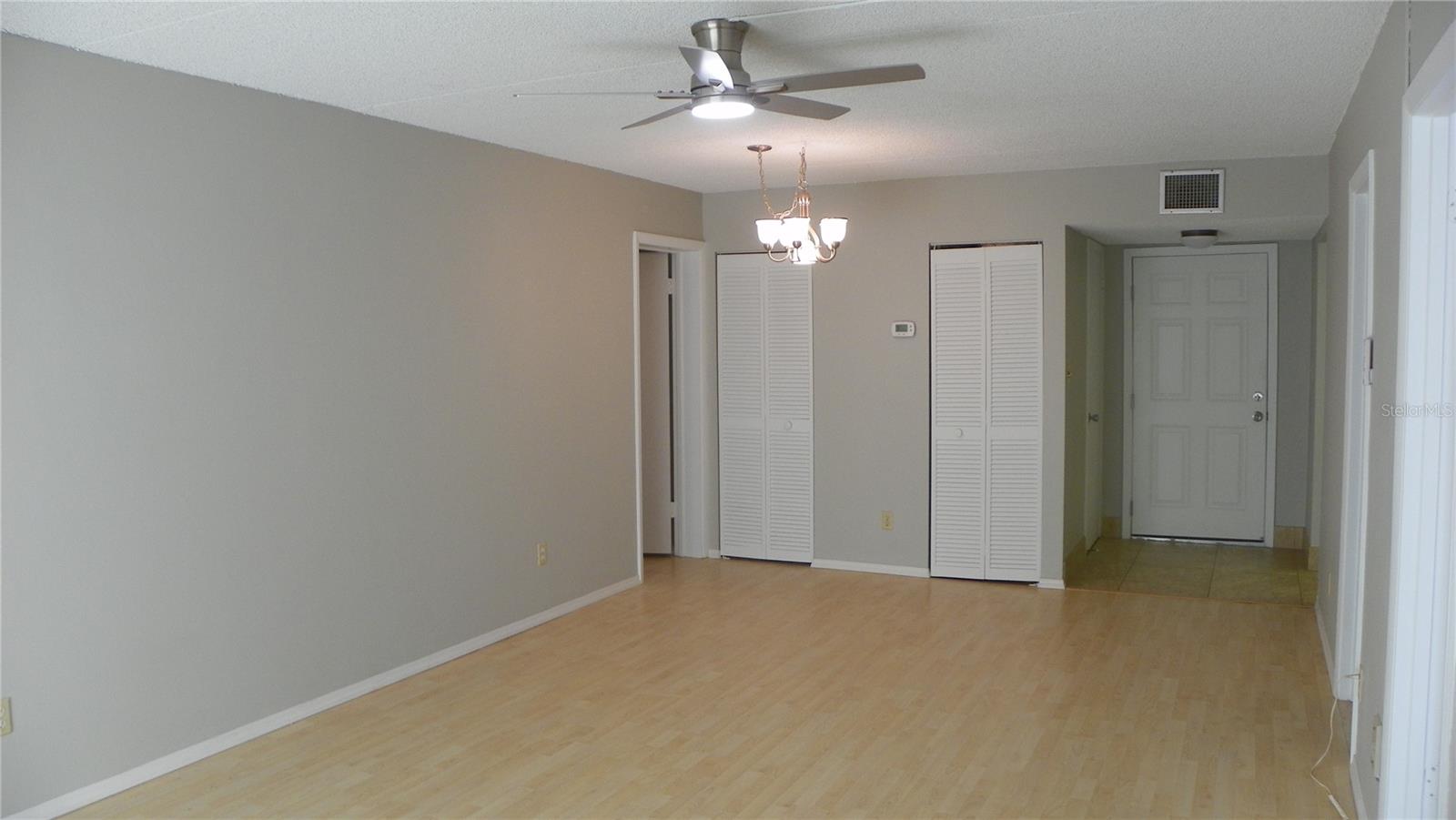 Image 12 of 59 For 100 Silver Beach Avenue 214